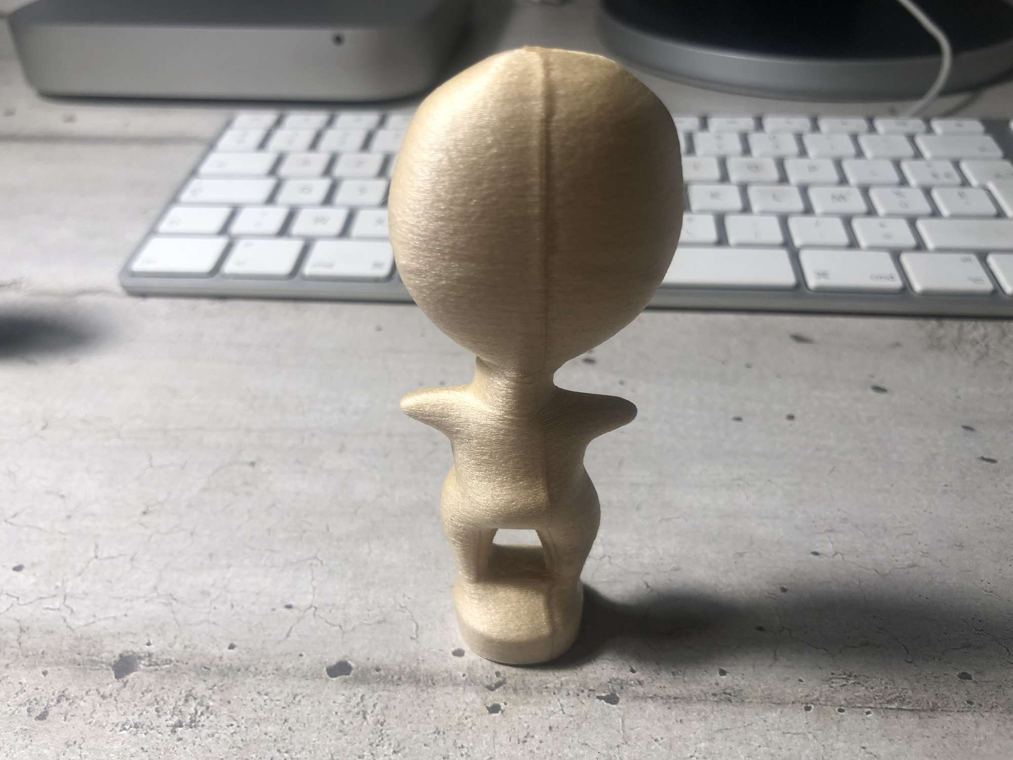 3D-printed-statuette_with_visible-seam-paysage 3D-printed-statuette_with_visible-seam-paysage