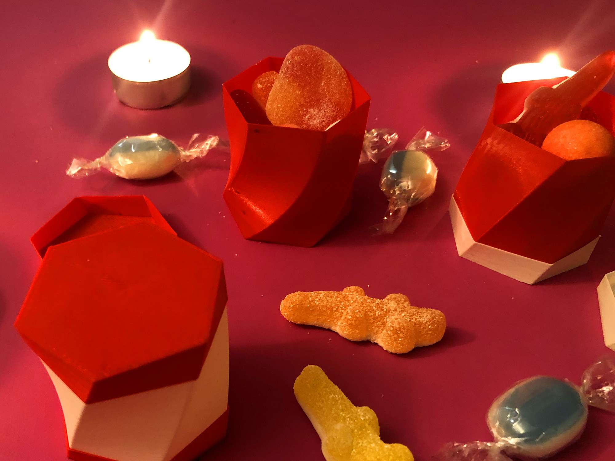 fusiology_twisted_boxes_scene_003